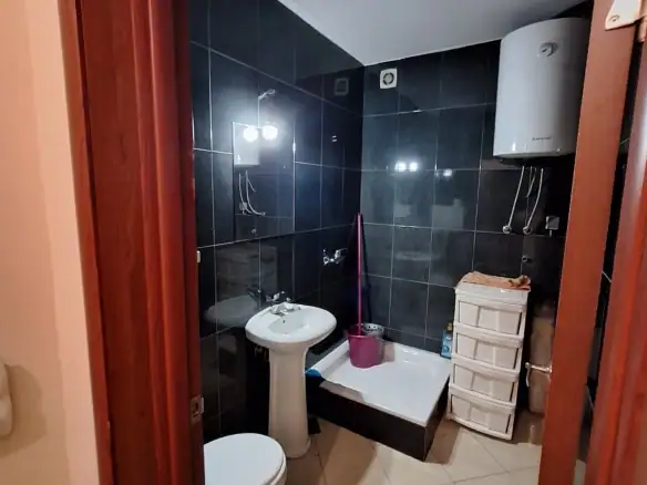 Trosoban stan 84 m² – Podgorica — fotografija 9