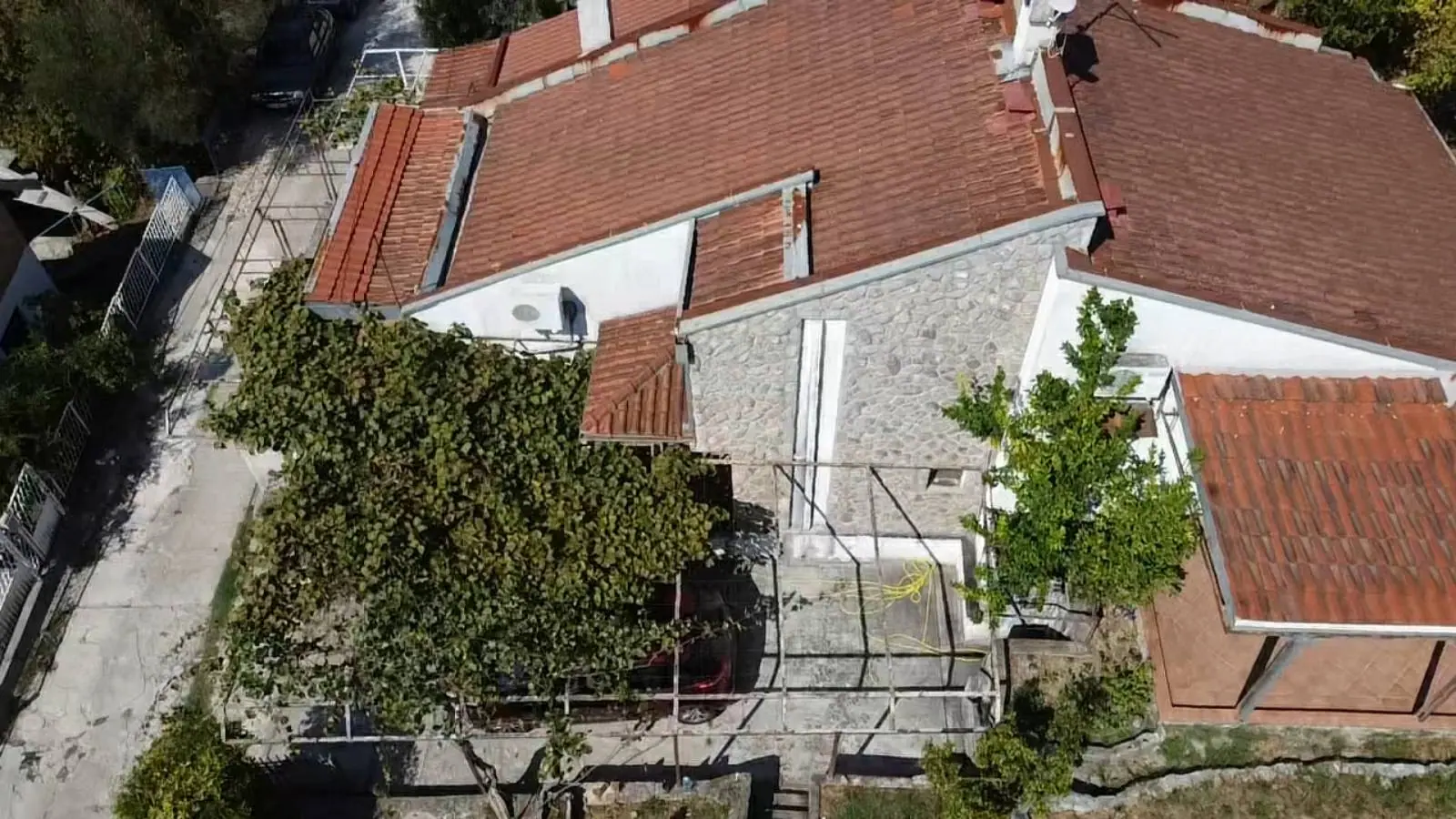 Kuca-sa-placom-u-Igalu-Herceg-Novi-3 Kuća 138 m² – Igalo, Herceg Novi — fotografija 4