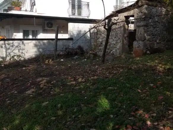 Urbanizovan plac u Dalmatinskoj ulici