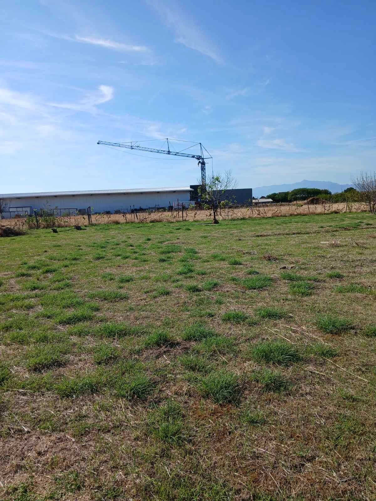 Plac 1.562 m² – Bar — fotografija 6