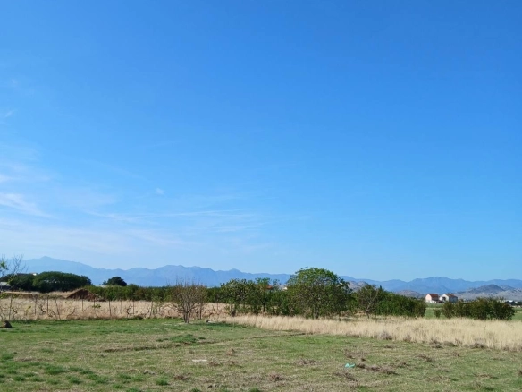 Plac 1.562 m² – Bar — fotografija 8