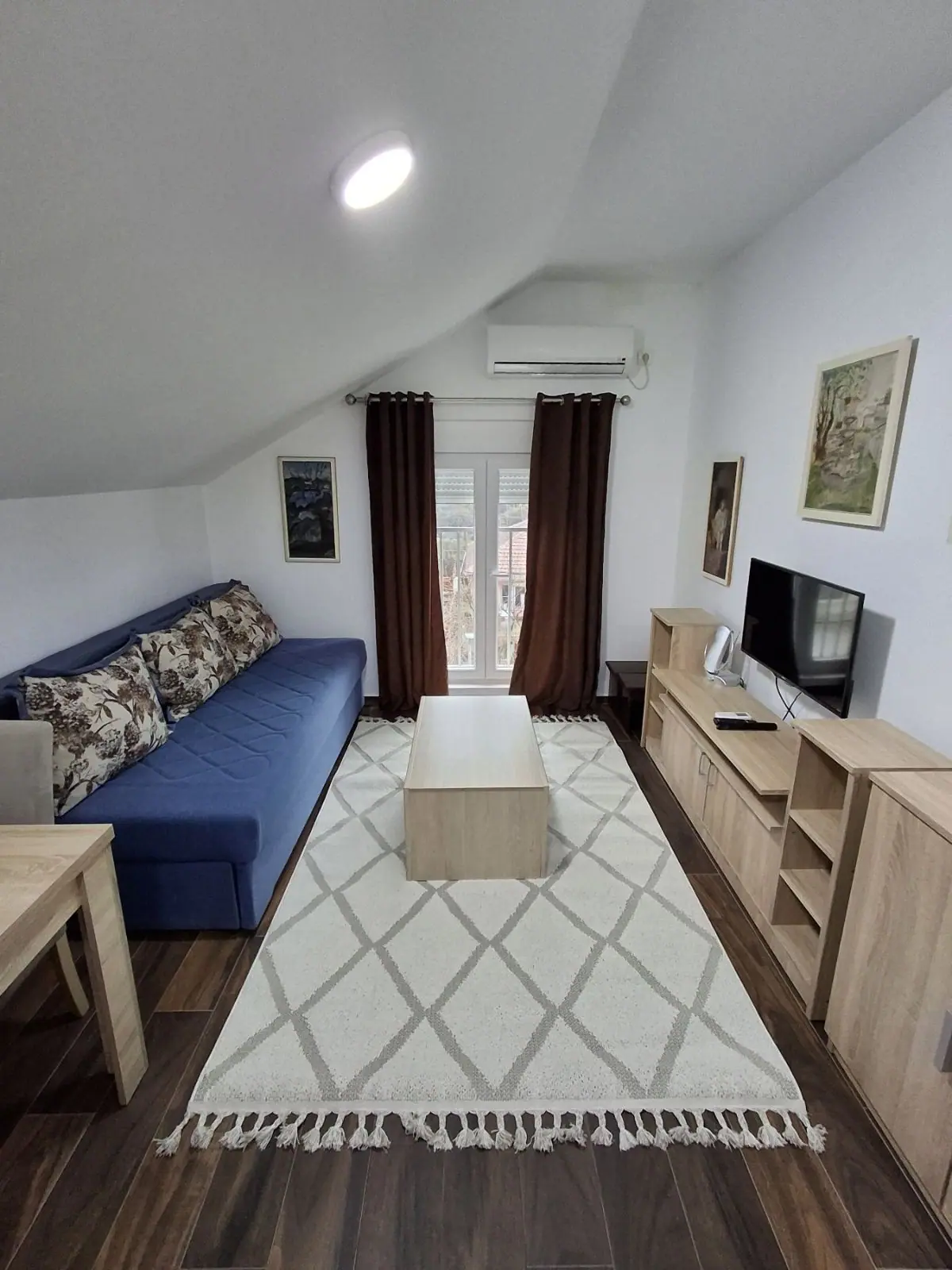 Izdavanje: Garsonjera 25 m² – Dalmatinska, Podgorica — fotografija 3