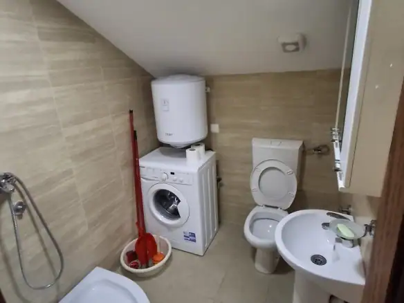 Izdavanje: Garsonjera 25 m² – Dalmatinska, Podgorica — fotografija 8