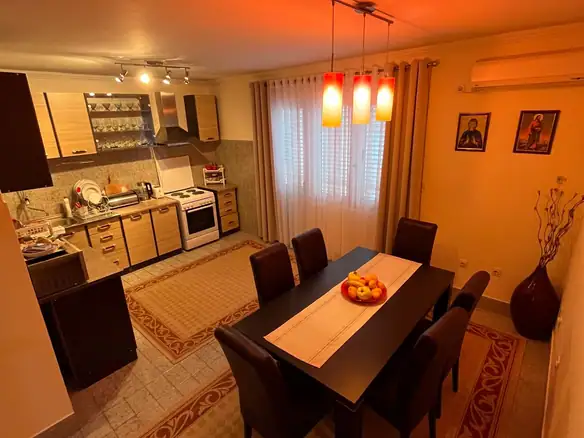 Kuća 761 m² – Tološi, Podgorica — fotografija 5