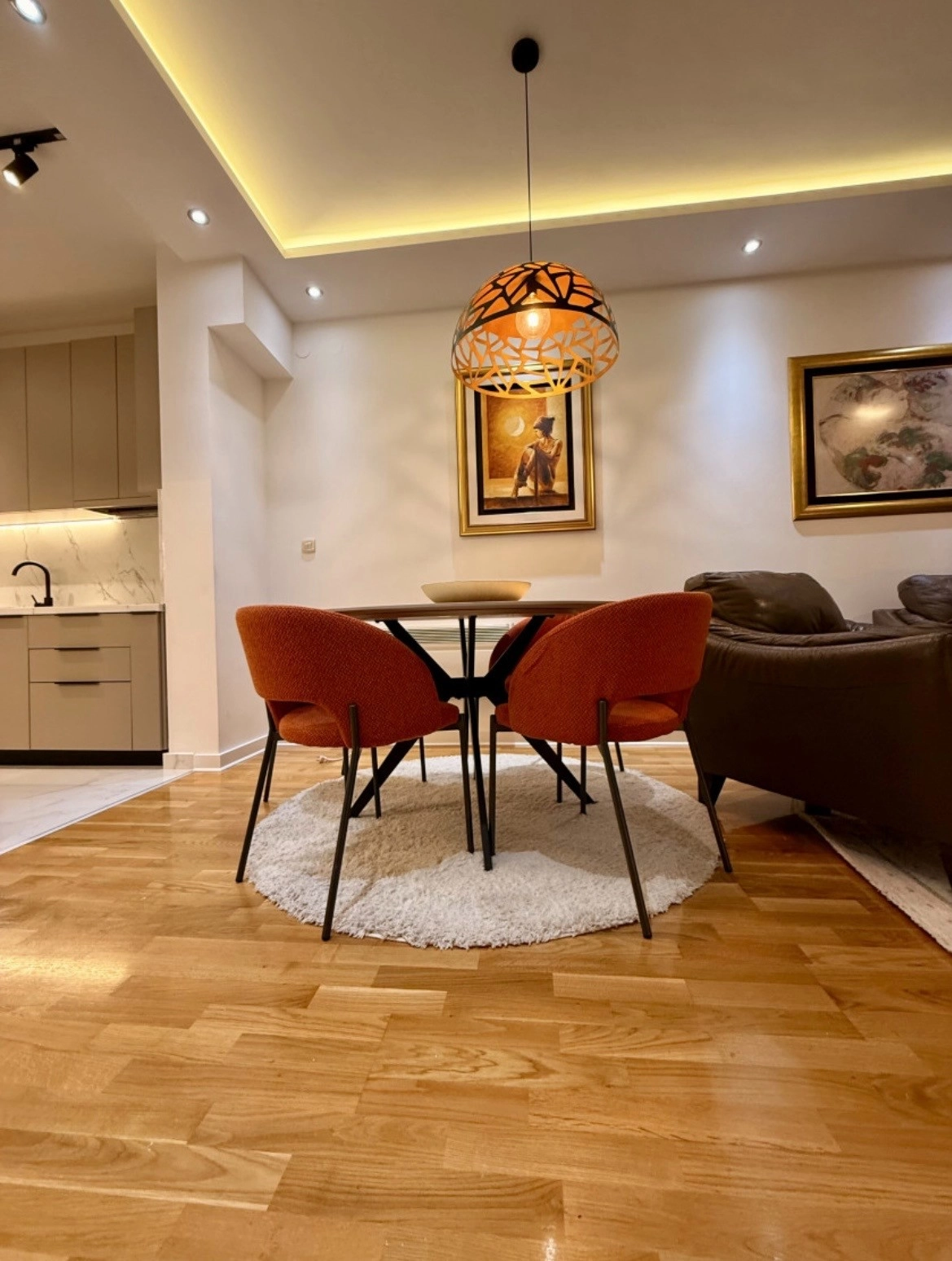 Namjesten-dvosoban-stan-Preko-Morace-Podgorica-2 Izdavanje: Dvosoban stan 90 m² – Preko Morače, Podgorica — fotografija 3