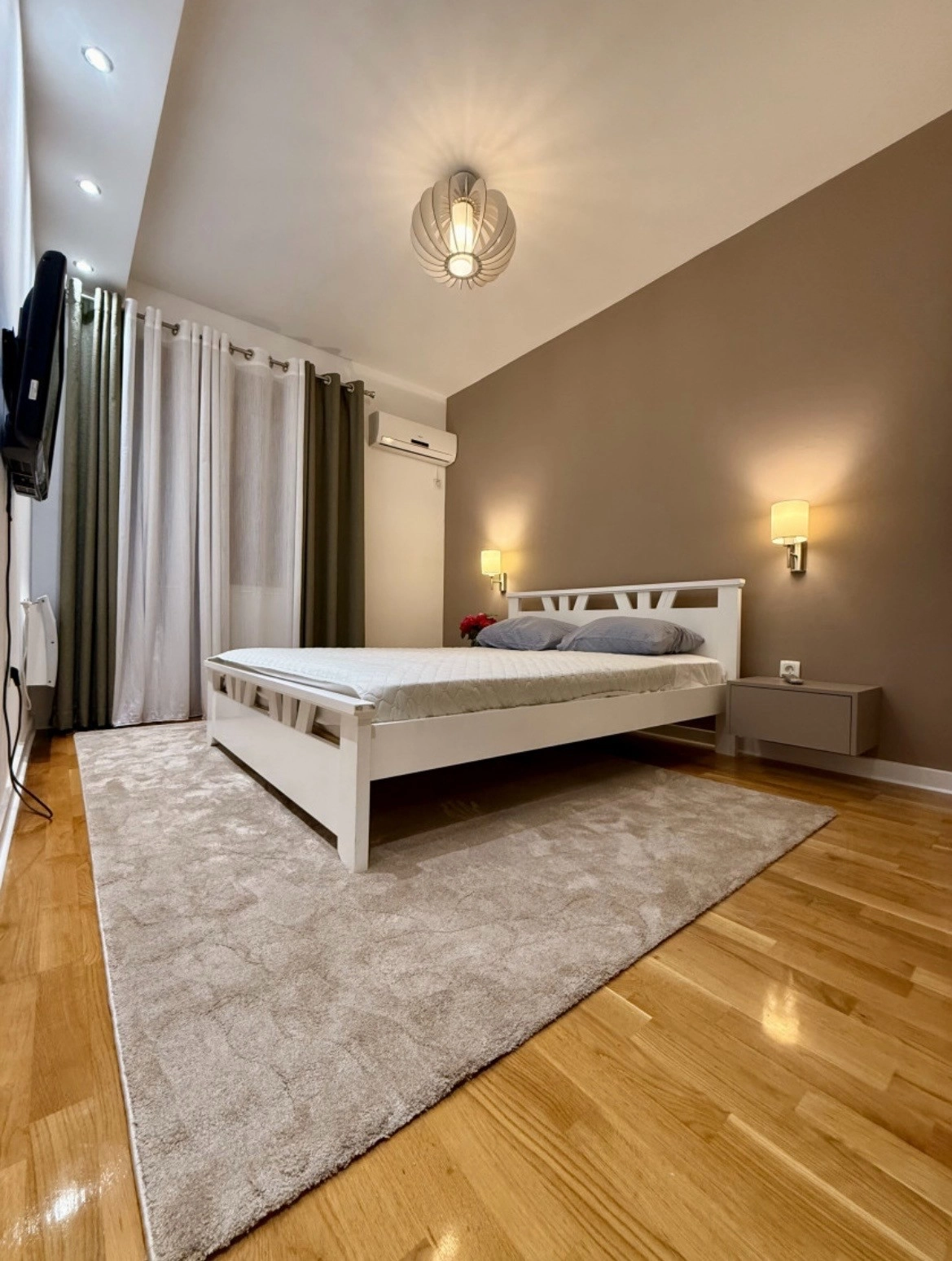 Namjesten-dvosoban-stan-Preko-Morace-Podgorica-4 Izdavanje: Dvosoban stan 90 m² – Preko Morače, Podgorica — fotografija 5