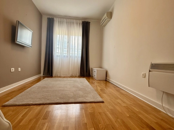 Izdavanje: Dvosoban stan 90 m² – Preko Morače, Podgorica — fotografija 7