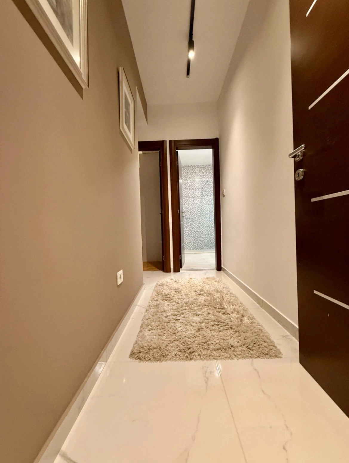 Namjesten-dvosoban-stan-Preko-Morace-Podgorica-8 Izdavanje: Dvosoban stan 90 m² – Preko Morače, Podgorica — fotografija 9