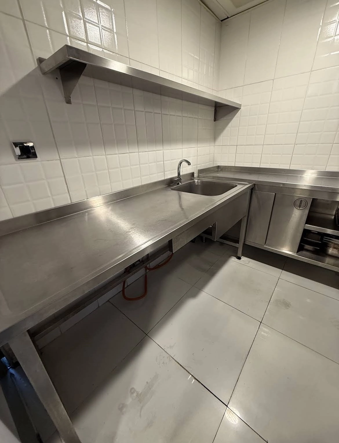Izdavanje: Poslovni prostor 740 m² – Zeta, Podgorica — fotografija 16
