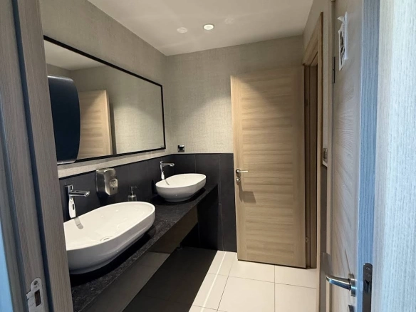 Izdavanje: Poslovni prostor 740 m² – Zeta, Podgorica — fotografija 19