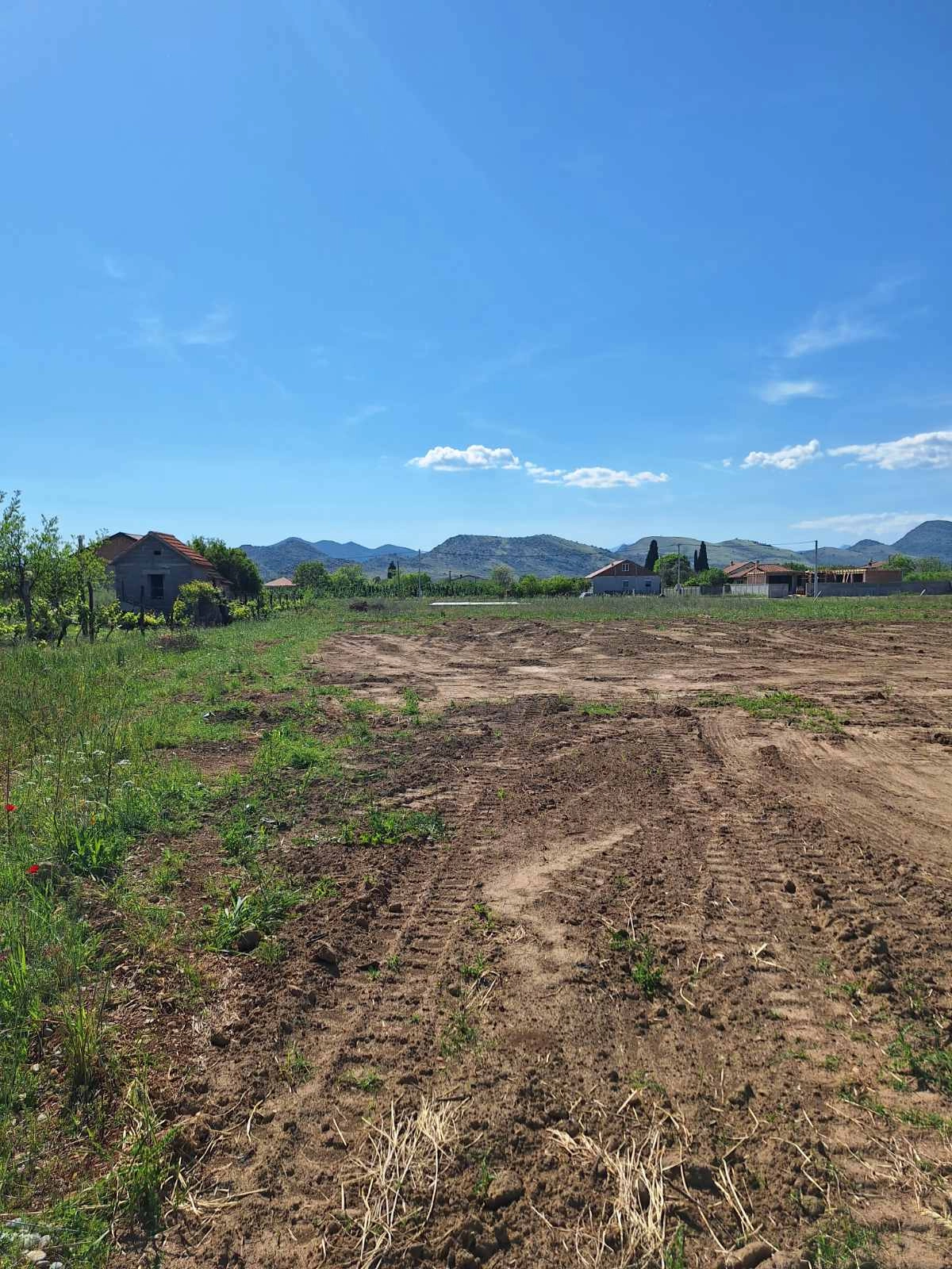 Plac 3.100 m² – Zeta, Podgorica — fotografija 2