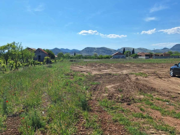 Plac 3.100 m² – Zeta, Podgorica — fotografija 3