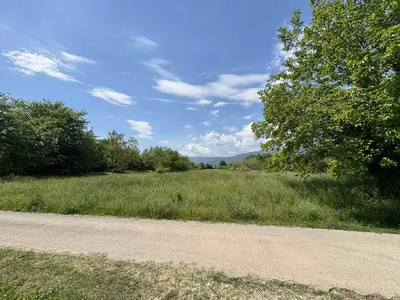 Plac 8.384 m² – Kosić, Danilovgrad — fotografija 4