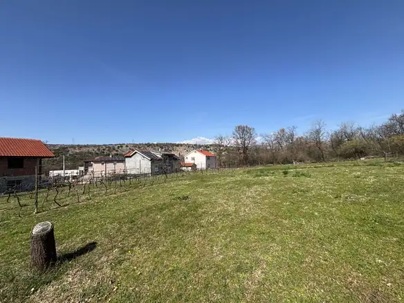 Plac 744 m² – Vranići, Podgorica — fotografija 2