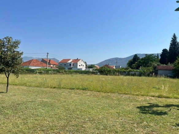 Urbanizovan plac u naselju Masline