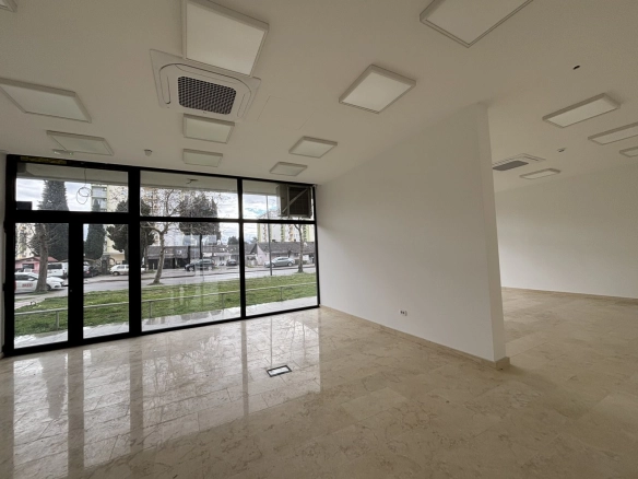 Izdavanje: Poslovni prostor 123 m² – Pobrežje, Podgorica — fotografija 5