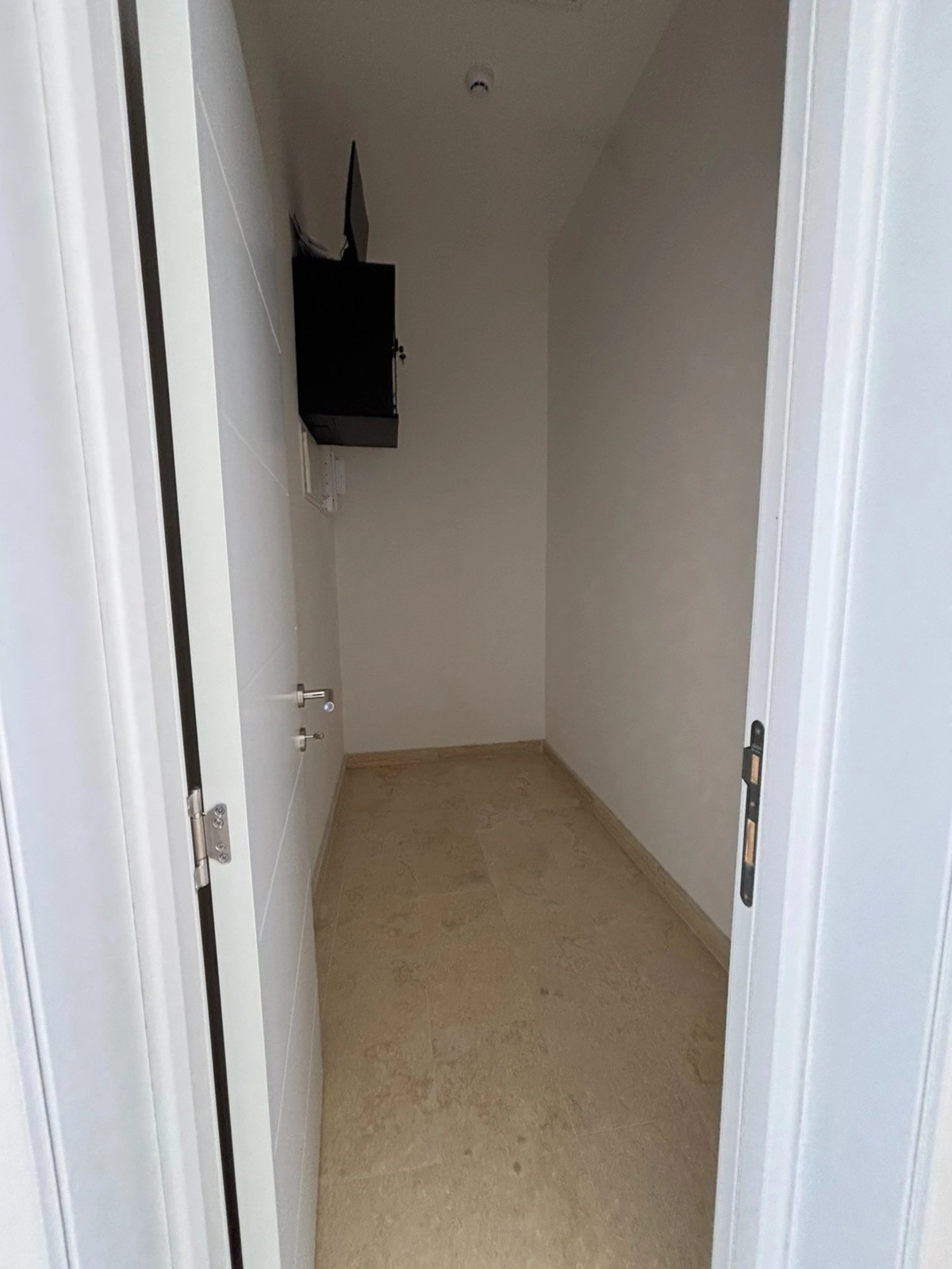 Izdavanje: Poslovni prostor 123 m² – Pobrežje, Podgorica — fotografija 10