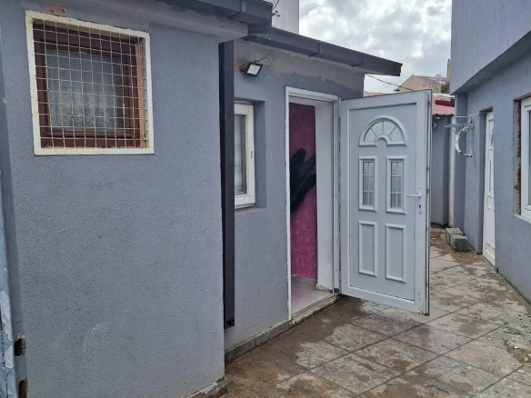 Garsonjera 30 m² – Drač, Podgorica — fotografija 6