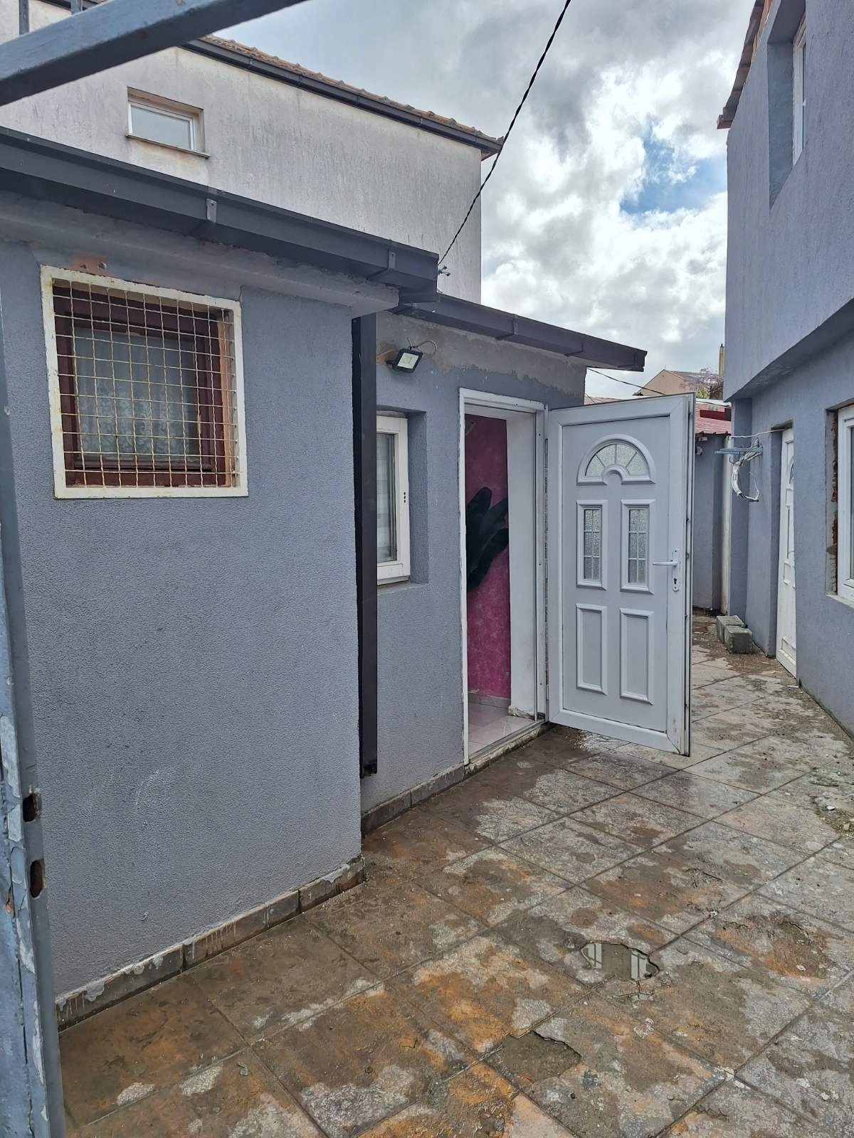 Garsonjera 30 m² – Drač, Podgorica — fotografija 6