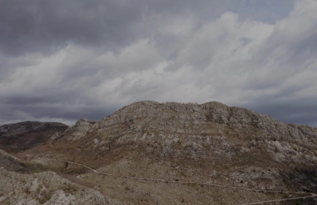 Plac 200.000 m² – Cetinje — fotografija 3
