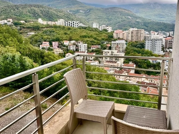 Izdavanje: Jednosoban stan – Bečići, Budva — fotografija 2