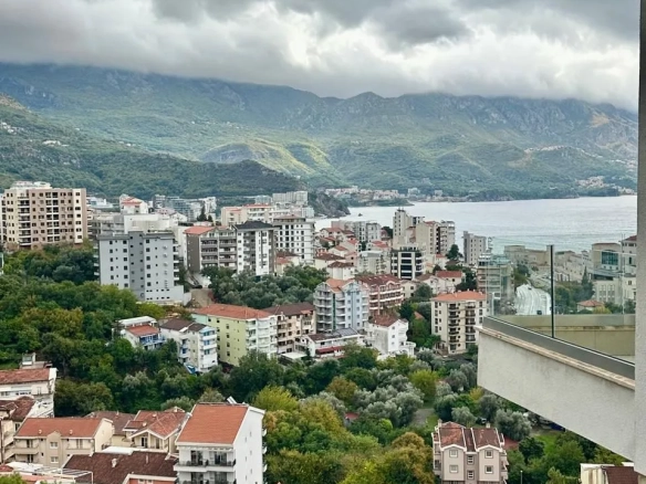 Izdavanje: Jednosoban stan – Bečići, Budva — fotografija 3