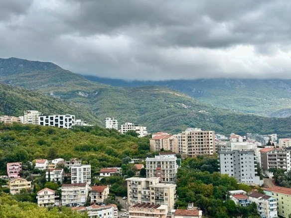 Izdavanje: Jednosoban stan – Bečići, Budva — fotografija 5