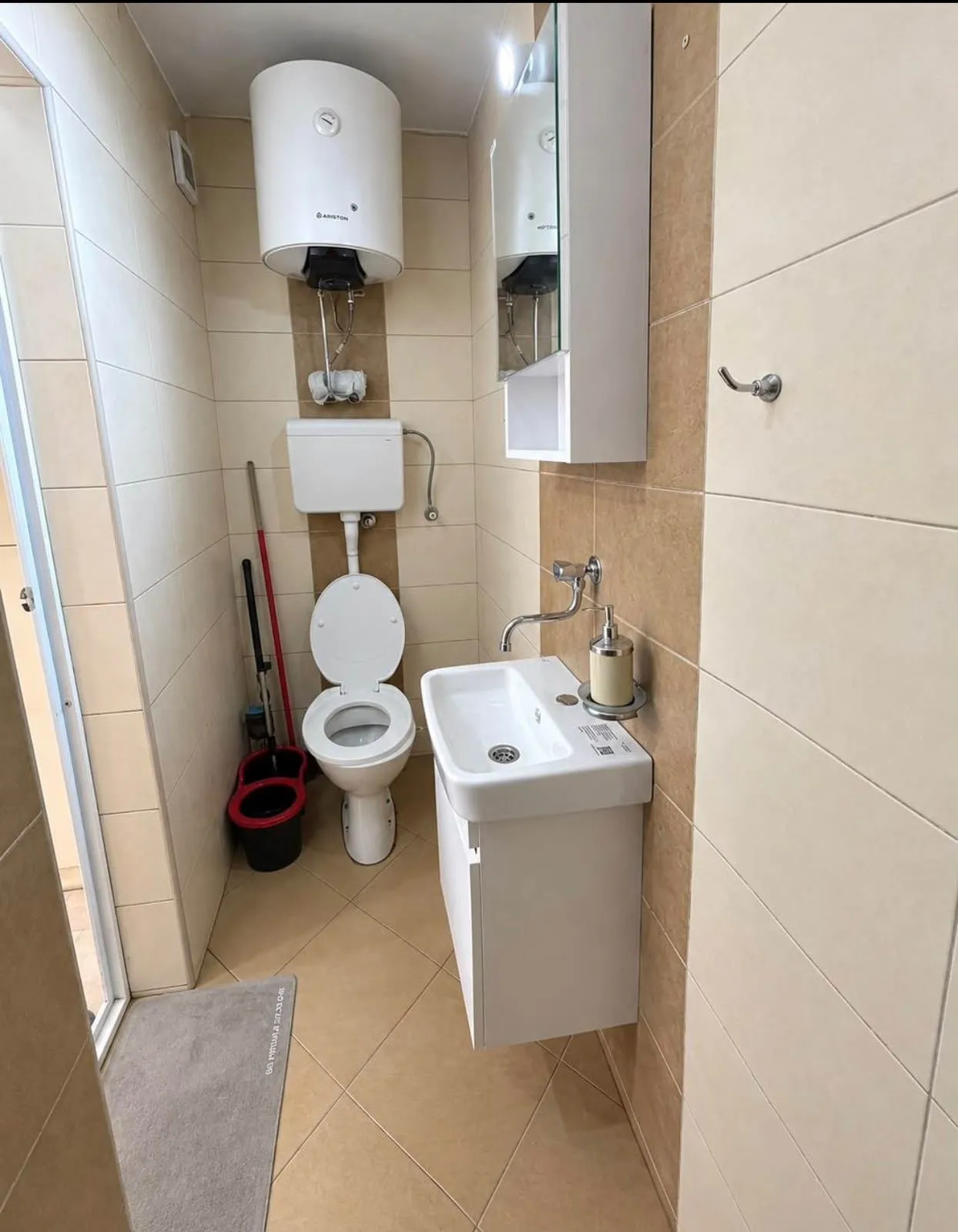 Poslovni-prostor-15-m²-Velji-Vinogradi-Budva-1 Poslovni prostor 15 m² – Velji Vinogradi, Budva — fotografija 2