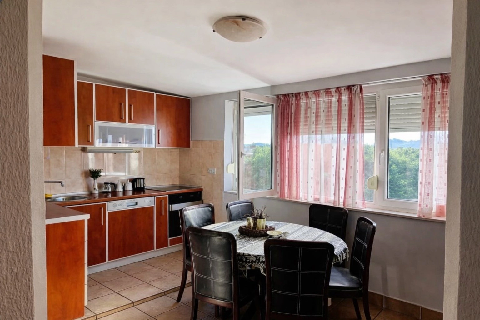 Trosoban-stan-u-Centru-Podgorica-3 Trosoban stan 101 m² – Centar, Podgorica — fotografija 4