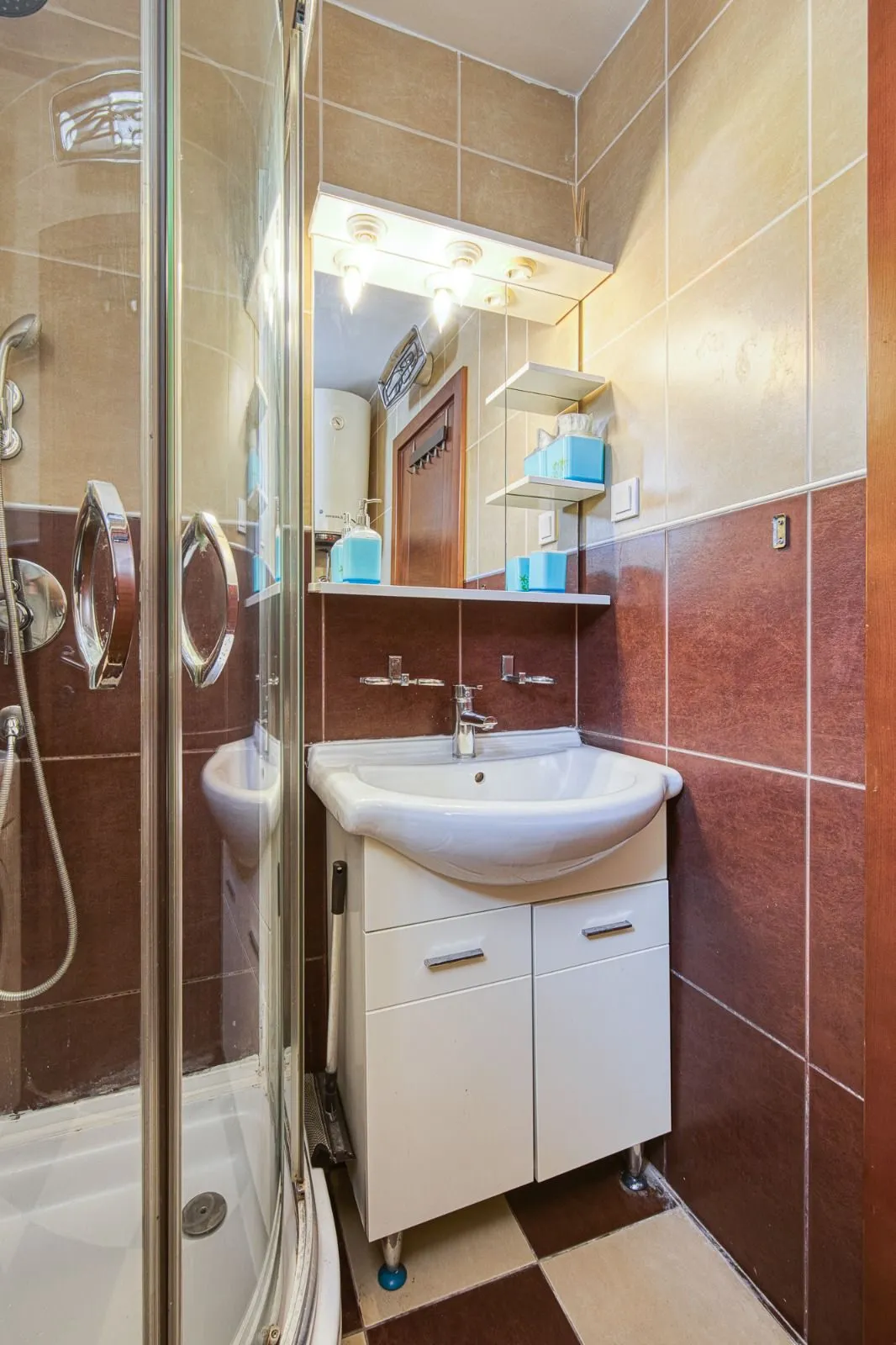 Jednosoban-stan-u-centru-Budve-12 Jednosoban stan 40 m² – Centar, Budva — fotografija 13