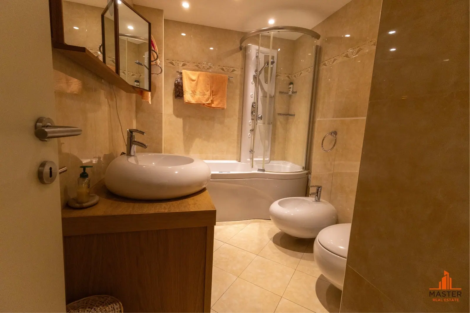Jednosoban-stan-94-m²-u-naselju-Preko-Morace-Podgorica-7 Izdavanje: Jednosoban stan 94 m² – Preko Morače, Podgorica — fotografija 8