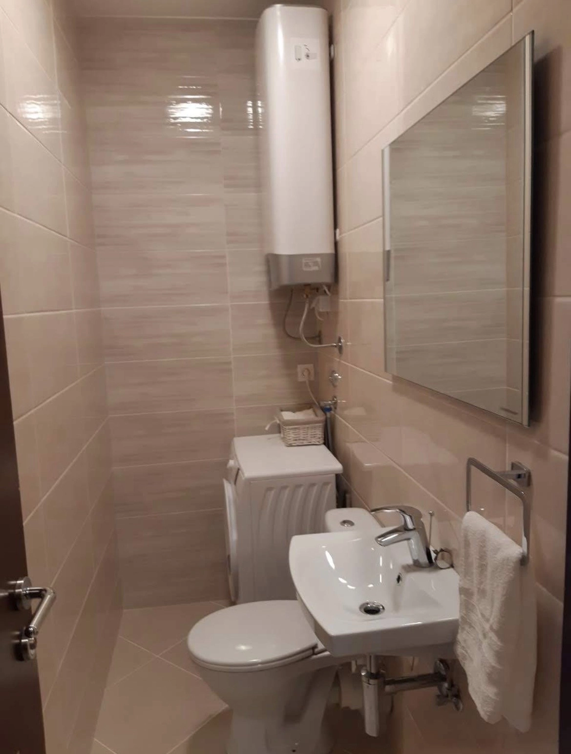Dvosoban-stan-u-naselju-Preko-Morace-Podgorica-8 Namješten dvosoban stan u naselju Preko Morače, Podgorica — fotografija 9