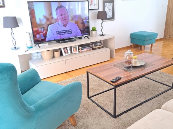 Trosoban stan 84 m² – Rozino, Budva — fotografija 7