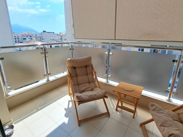 Trosoban stan 84 m² – Rozino, Budva — fotografija 15