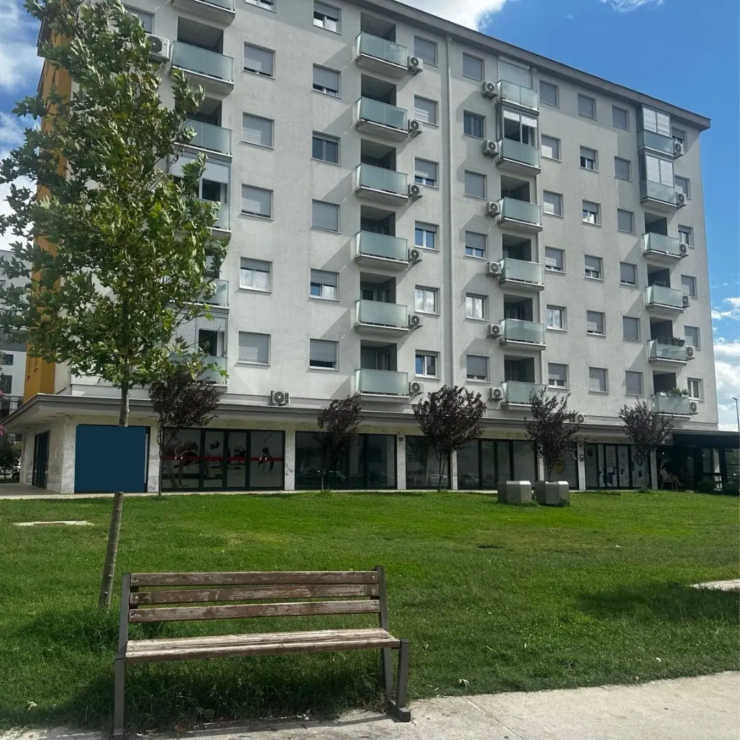Poslovni-prostor-u-prizemlju-zgrade-Zabjelo-Podgorica-2 Poslovni prostor u Zabjelu, Podgorica — fotografija 3