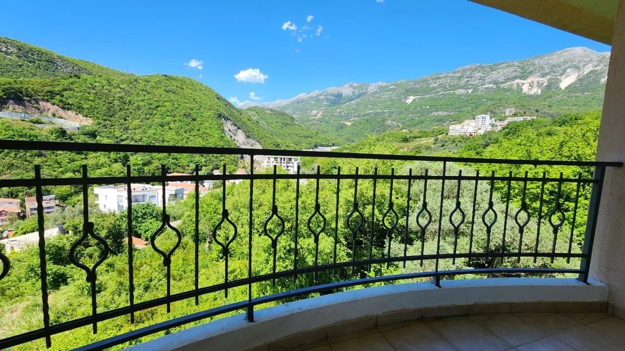 Trosoban stan 106 m² – Bečići, Budva — fotografija 12