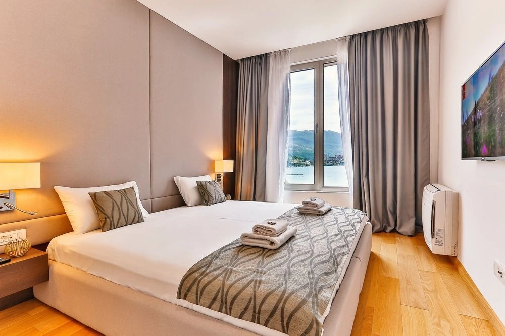 Izdavanje: Dvosoban stan 76 m² – Budva — fotografija 2