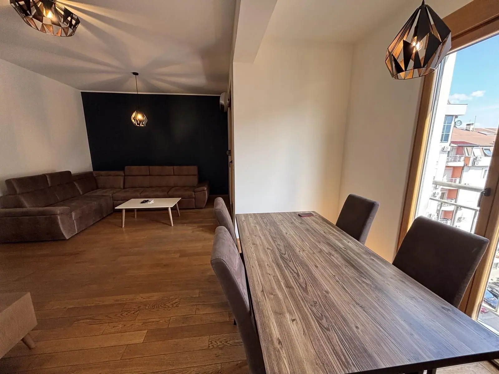 Petosoban-duplex-stan-Krivi-most-Podgorica-1 Izdavanje: Stan 186 m² – Krivi most, Podgorica — fotografija 2