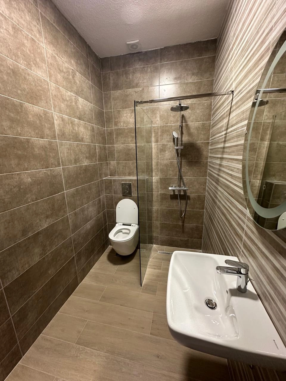 Dvosoban-stan-u-Zagoricu-Podgorica-10 Izdavanje: Dvosoban stan 100 m² – Zagorič, Podgorica — fotografija 11