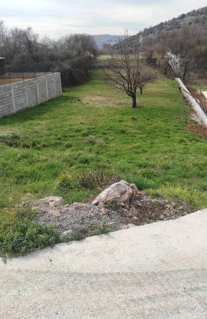 Plac-od-1269-m²-u-Rogamima-Podgorica Plac od 1269 m² u Rogamima