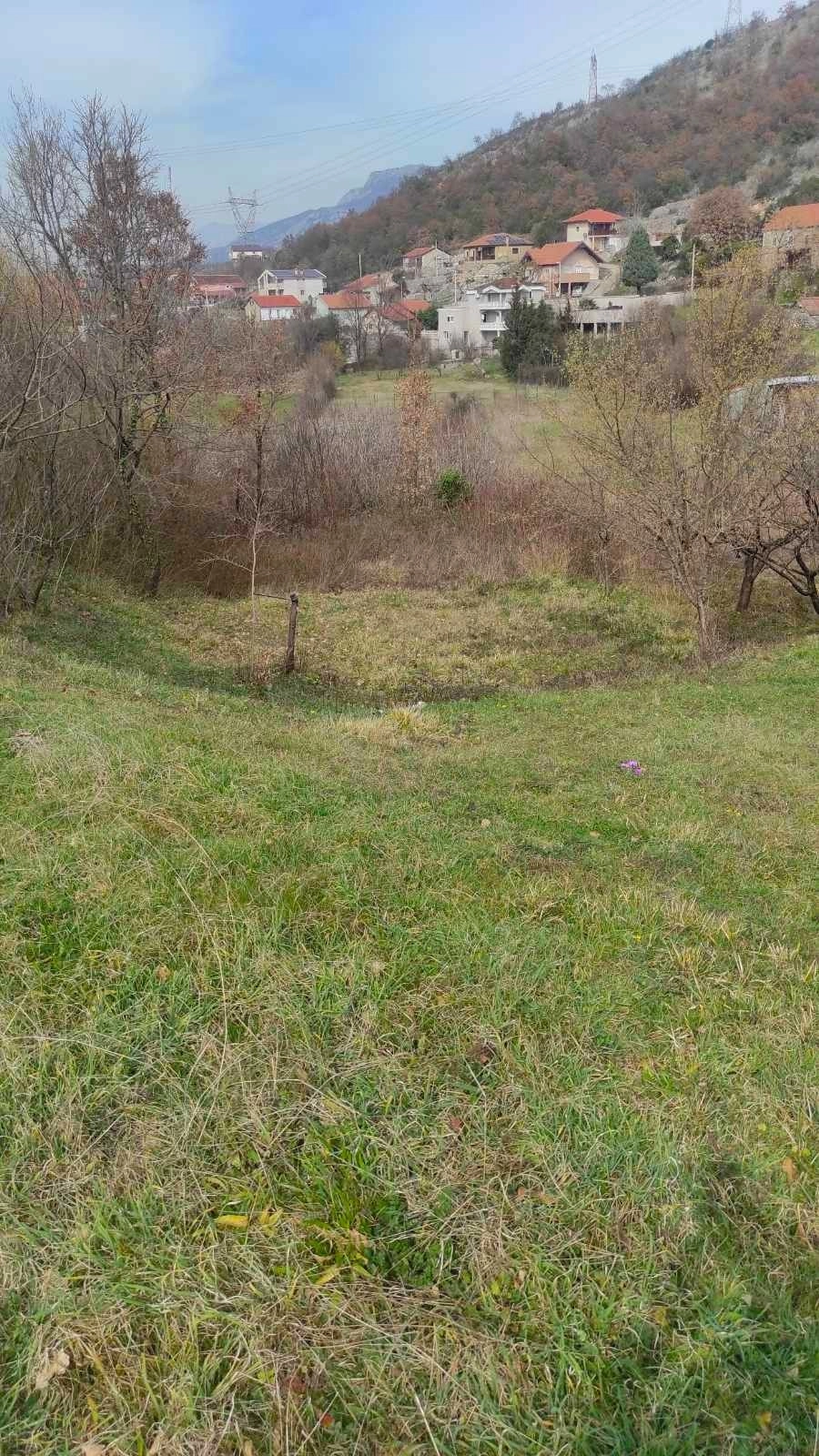 Plac-od-1269-m²-u-Rogamima-Podgorica-2 Plac 1.269 m² – Rogami, Podgorica — fotografija 3