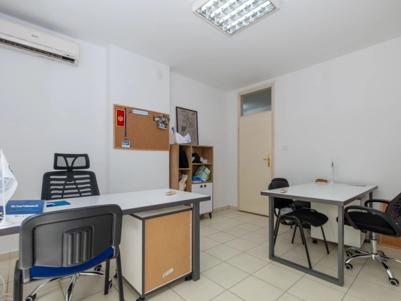 Poslovni prostor 47 m² – Preko Morače, Podgorica — fotografija 2