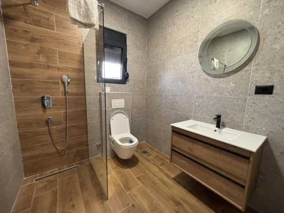 Kuća 150 m² – Donja Gorica, Podgorica — fotografija 16