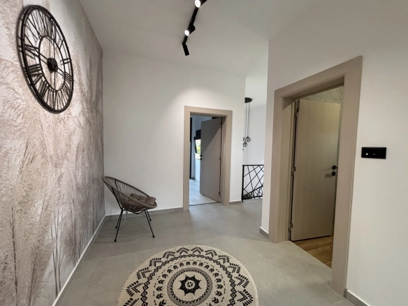 Kuća 150 m² – Donja Gorica, Podgorica — fotografija 17