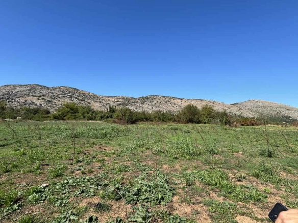Plac 9.569 m² – Podgorica — fotografija 11