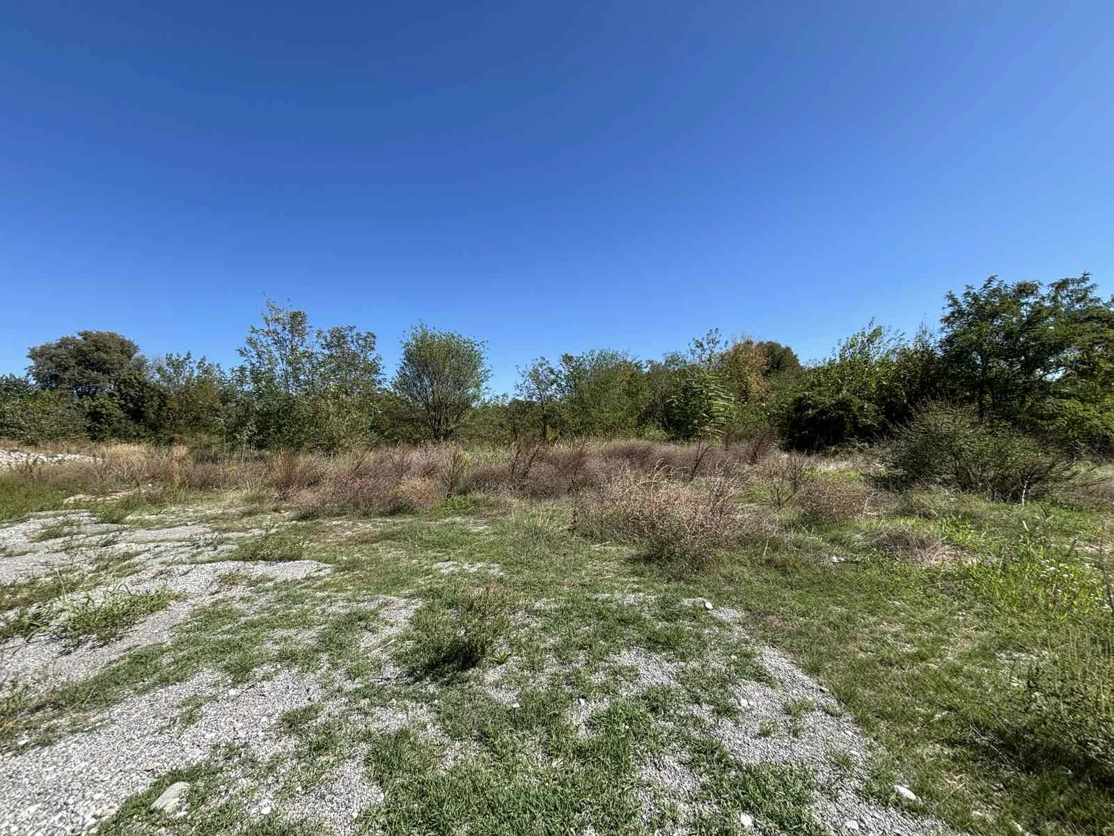 Plac-uz-Moracu-Podgorica-12 Plac 9.569 m² – Podgorica — fotografija 13