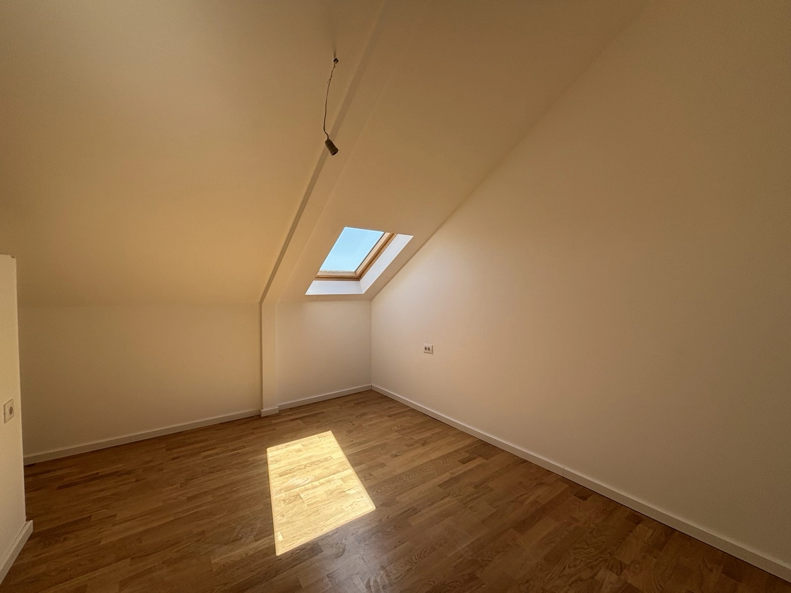 Trosoban-duplex-stan-u-Zagoricu-Podgorica-1 Trosoban stan 100 m² – Zagorič, Podgorica — fotografija 2