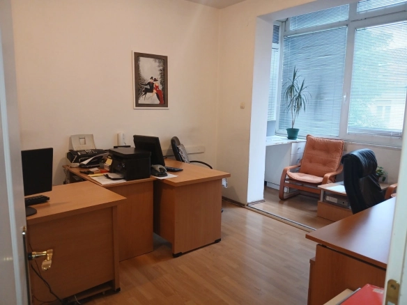 Poslovni prostor 70 m² – Centar, Podgorica — fotografija 14