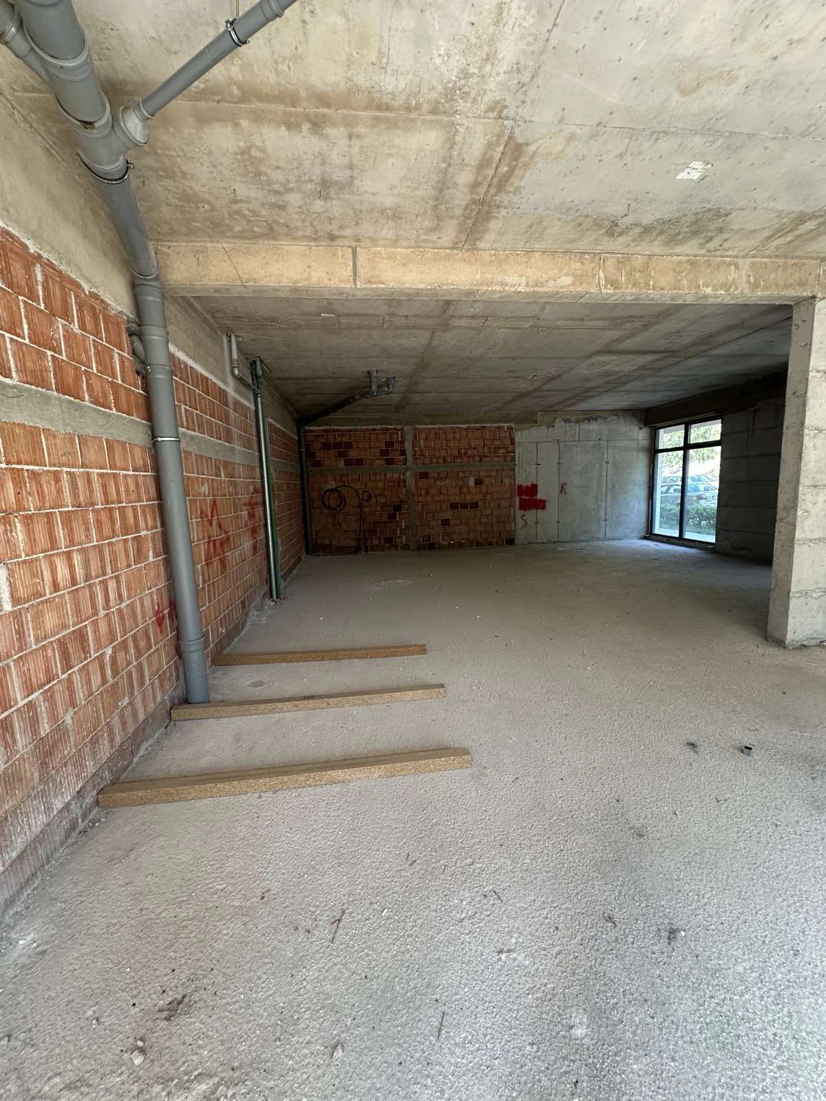 Poslovni-prostor-u-projektu-Ventura-Park-Stari-aerodrom-Podgorica-4 Izdavanje: Poslovni prostor 200 m² – Stari aerodrom, Podgorica — fotografija 5