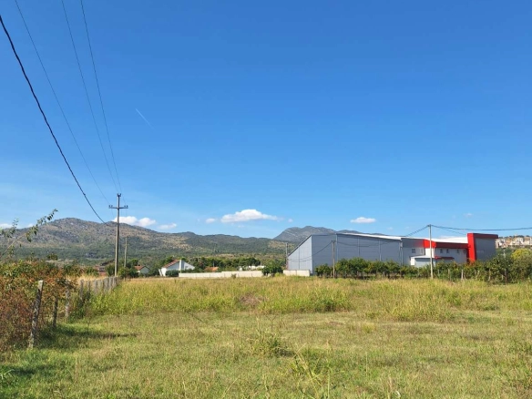 Plac 1.303 m² – Kokoti, Podgorica — fotografija 3